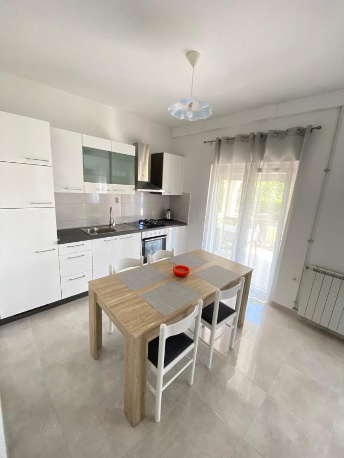 Villa Nina Porec Exterior photo